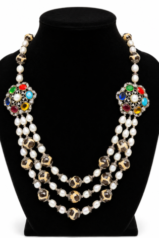Pearl necklace
